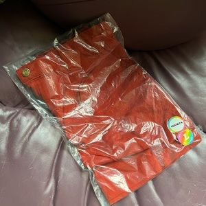 Big Bud Press Trouser Shorts in Paprika - New in Package size L